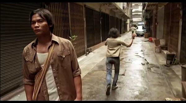 ONG BAK / 2005 martial arts movie