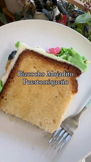 Bizcocho Mojadito Puertorriqueño is a staple in every Puerto Rican celebration, especially birthday parties. This cake is spongy, delicious, and soaked in a brandy syrup. Get the recipe on my blog thehungrydragonfly.com #bizcocho #bizcochoMojadito #puertoricanfood #bizcochoboricua #puertorico #SaborBoricua | The Hungry Dragonfly
