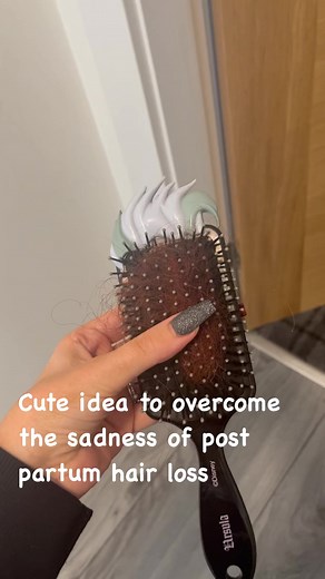 Yes im a hippy 😄 I was staring at my hair brush feeling so sad at all the hair loss so thought I would at least do something useful with it!! It’s spring which means bird nesting time!!! I’m giving them some cozy hair to help build their nests 🪺 #lifehack #birdbox #birdnest #nature #springtime #babybird #hairloss #womenhairloss #postpartumhairloss #pregnancyhair #hairlosshack #nature | Half Assed Hippie Mama