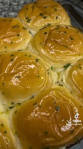 Bacon cheeseburger sloppy Joe sliders🔥🔥🔥🔥 one of my daughter favs . Have y'all tried the recipe yet? 👀 lol & Please excuse how messy my plate looks, 😩😂😂 they’re called sloppy Joe for a reason lol. | China White