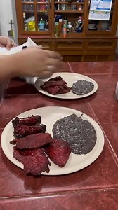 La comida de hoy fue carne chinameca y longaniza frita con frijoles #comidadehoy #almuerzo #cocinando | Leidy sanram