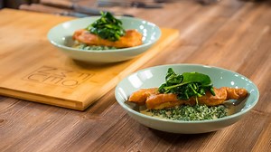 Spenótfőzelék, harcsával Orly módra | MédiaKlikk