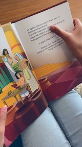 La Biblia fácil de leer bilingüe utiliza palabras sencillas para...