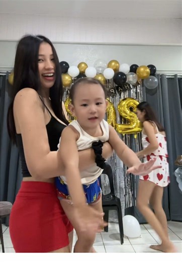 🫀 (@manoka719)’s videos with Party Rock Anthem - The Chipmunks & The Chipettes