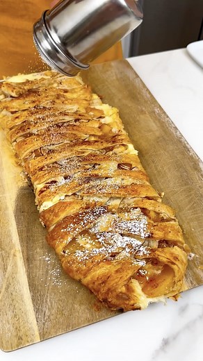Easy treat for fall time Amy makes a cozy apple strudel recipe with puff pastry, apple pie filling, almonds, and powdered sugar. | Anyone Can Cook