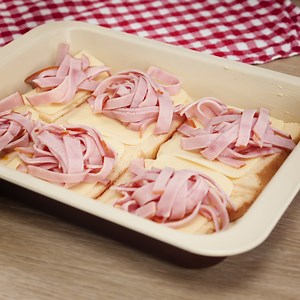 128K views · 556 reactions | Quick breakfast in 5 minutes. Super easy and delicious recipe | Simple Food - videos and recipes | Facebook