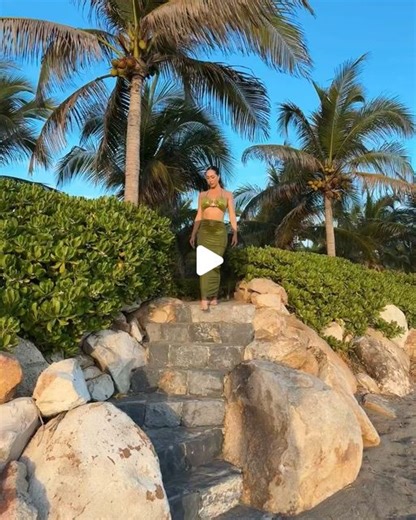 Hope Beel on Instagram: "🧜‍♀️"