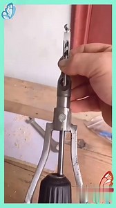 Square Hole Drill Fixing Bracket, Square Hole Drill Bit Adapter for Drill Machine Accessory Quickly Install or Disassemble for Woodworking Drill Bit Set