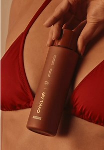 Self Tanning Milky Essence 🥛🥛🤎 a lightweight milky essence that builds a streak-free, bronzed tan while nourishing skin for an effortless full-body glow #cyklar