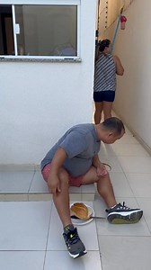 Desapareceu. | Greiciane Moura Damasceno