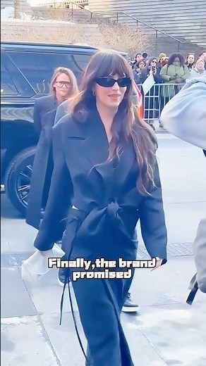 Three conditions behind Dakota Johnson’s nude photoshoot revealed #shorts #celebrity #dakotajohnson