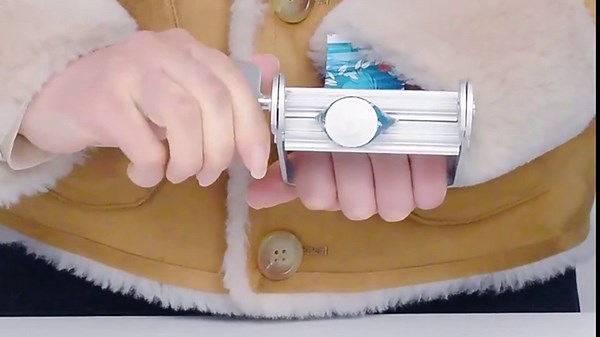 Toothpaste Tube Roller Squeezer, Multifunctional Manual Anti Rust Toothpaste Squeezers, Extruder Oil Painting Hair Dye, Paint Extruder Tube Roller Waste For Artists Painters Homes Hair Salons