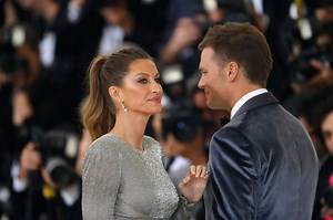 Tom Brady and wife Gisele sign equity deal with crypto exchange FTX