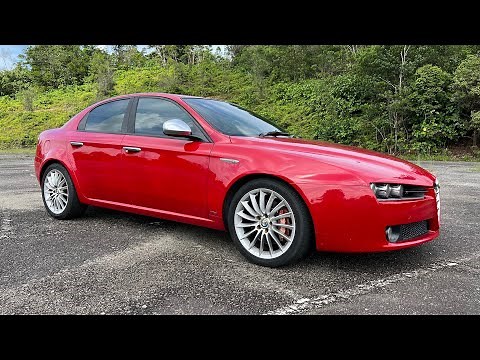 2010 Alfa Romeo 159 2.2 JTS TI Start-Up and Full Vehicle Tour