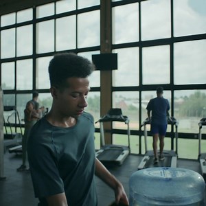 3.9K views | Want to stand out from the crowd? Send them compliments on Bumble. | Bumble | Facebook