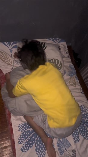 Lato lato everyday, everywhere