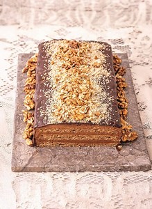 REFORMA TORTA Raskošna čokoladna poslastica sa orasima, za sve svečanosti
