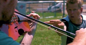 Card Throwing through a violinists bow with @fiddleflip & @legendaryshots #dynamocardthrowchallenge #cardthrowing | Rick Smith Jr.