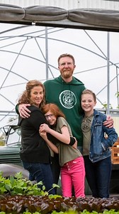 Give a big ol’ howdy to our newest GO TEXAN Partners! Commissioner Miller is proud to welcome these Texas businesses into the program. 🤠📷 Cover: @profoundfoods Founders Jeff & Lee Bednar 🌱#GOTEXAN | GO TEXAN