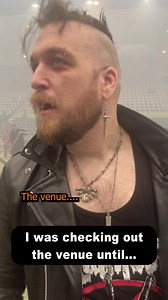 love when this happens 🖤🦇 | CALABRESE