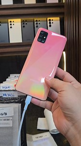 🔥 Samsung Galaxy A51 🔥 KA-KITANG! Isa sa mga pinakasikat na midrange ng Samsung — ngayon ₱1,990 lang! 😱💥 📌 Condition / Issue: ⚠️ May part na hindi nagta-touch ✔️ All goods maliban doon ✔️ Perfect for backup phone, online class, seller phone, o pang-repair business! 🌈 Specs Highlights: 📱 6.5” Super AMOLED Display — solid colors at malaki ang screen! 📸 48MP Quad Camera — malinaw pang photos & videos! ⚡ Exynos Processor — smooth sa daily tasks at social media! 🔋 4000mAh Battery — pang whol