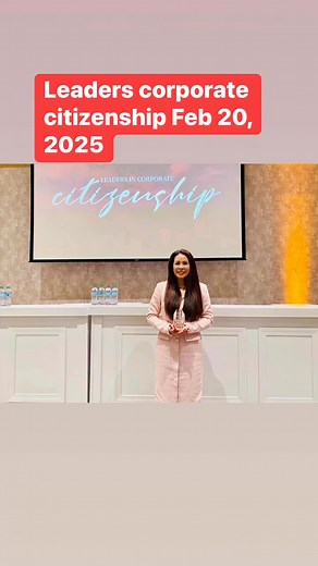 CÔ VON TRAN –NHẬN ĐƯỢC GIẢI THƯỞNG LEADERSHIP IN CORPORATE CITIZENSHIP. ♥️🥇 Ngày hôm nay, Von Tran, nhà sáng lập và giám đốc điều hành của First Senior Center of Georgia, được Atlanta Business Chronicle vinh danh trao giải thưởng nhà lãnh đạo xuất sắc hạng mục Executive Champion, small company. Đây là một giải thưởng cao quý, nằm trong chương trình Người dẫn đầu trong trách nhiệm công dân doanh nghiệp - Leadership In Corporate Citizenship, nhằm tôn vinh những cá nhân đã có đóng góp đặc biệt cho