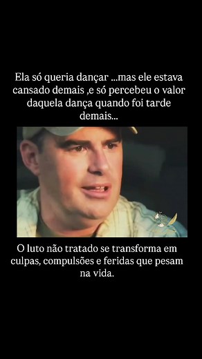 No filme Os Corajosos, há uma cena que corta a alma. A filha pede ao pai para dançar. Ele recusa estava cansado, preocupado, ocupado demais com as urgências do dia. Ele acreditava que teria outra oportunidade. Dias depois, a menina morre em um acidente. E aquele momento simples, que poderia ter sido um abraço, um sorriso, uma lembrança para guardar, virou um peso insuportável. Ele entra no quarto dela, veste a roupa que usaria para o casamento e… dança sozinho. Não era mais por alegria. Era para