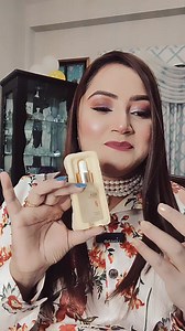 ROREC Rice Skin Beauty Essence – 15ml আপনার ত্বক ফর্সা, উজ্জ্বল, গ্লোয়িং করবে। ব্রন দাগ দূর করে। ত্বকের পোর মিনিমাইজ করে। ত্বক মসৃণ করে। ত্বকের কালো দাগ দূর করে। ত্বকে পুষ্টি যোগায়। ড্রাই ত্বকে ময়েশ্চারাইজার করে। সারাদিন আপনার ত্বককে টানটান রাখে। সূর্যের ক্ষতিকর থেকে ত্বক রক্ষা করে। ত্বক প্রদাহ থেকে বাঁচায়। ওজনঃ ১৫ গ্রাম। ব্যবহারের পদ্ধতি: সিরামের ২/৩ ফোঁটা হাতে নিয়ে আঙ্গুল দিয়ে হালকা Dabbing motion এ massage করবেন। দিনে-রাতে ব্যবহারযোগ্য। ব্যবহারের পর সূর্যের আলোয় সরাসরি কিংবা আগুনের কাছে যাওয়