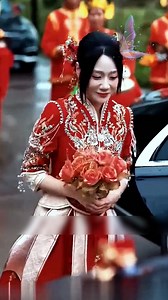 267K views · 5.4K reactions | Cô dâu vừa sống lại liền giấu bó hoa trăm triệu vào chỗ không ai ngờ, rồi bước vào lễ cưới chỉ để bẻ gãy từng màn diễn của đứa em mưu mô | Rivew Cuộc Sống Thiên Nhiên | Facebook