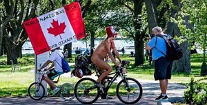 The World Naked Bike Ride took over Toronto this weekend (PHOTOS) | Events