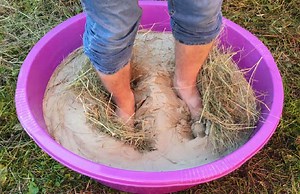 COMMENT CONSTRUIRE UNE MAISON AVEC DES PALETTES | PROJETS SIMPLES ET BON MARCHÉ AVEC DES PALETTES | Brico Madame