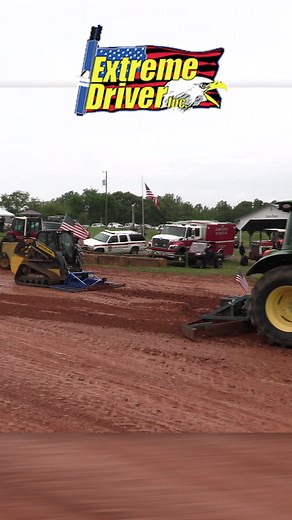 Extreme Driver Post Hole Drivers made this custom rake and it is the hottest thing in pulling 🔥 #dirtwork #trackprep #pullingtrack #dirtrake #rakeitupvideo #rakeitupchallenge🌱 #skidsteers #skidsteer #skidsteerattachments #skidsteers_daily | WWPTV Video
