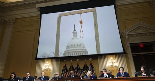 "Four guys setup the gallows at 6:30am on January 6th!" Defense attorney pokes holes in J6 narrative