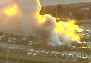 Cars Burn In Newark Airport Parking Garage Fire (VIDEOS)