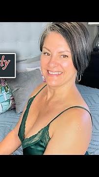 Curious Carly | Attractively swimsuits Natural looks | biography and facts