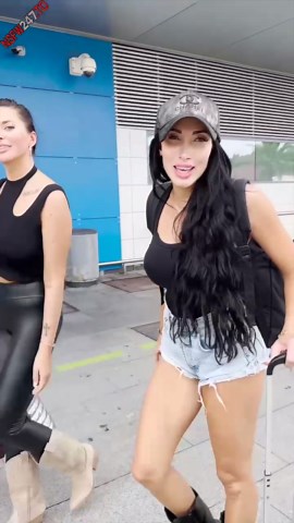 Anna Polina crazy Ibiza 3-way with the superb Clea Gaultier 2024/09