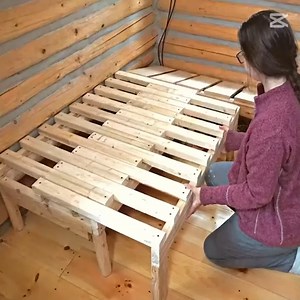 Nook with a pull out guest bed | VMPC Camping