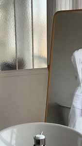 From hopping out of the shower to serving looks in a few seconds! 欄 #RevlonProfessional #GreatHairInNoTime #Uniqone #CreateBoldly #HairTreatment | RevlonProfessional | Facebook