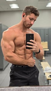 Workout was awesome 💪 | Derrick Henry