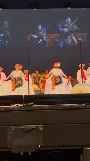 3.6K views · 88 reactions | UTRGV Ballet Folklorico and Mariachi 7 Leguas at the Houston Mariachi Festival | Mariachi Festival | Facebook