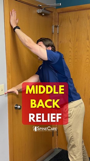 👉 One Move For Instant Middle Back Pain Relief #middlebackpain #midbackpain | SpineCare Decompression and Chiropractic Center