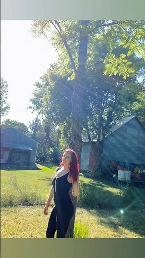 REDHEAD GIRL | nature photoshoot poses girl | best red hair color for cool skin tone