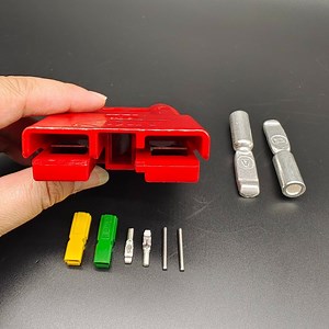 [Hot Item] OEM Power Connector 50A 120A 175A 350A Quick Connect Bipolar Forklift Plug Connector