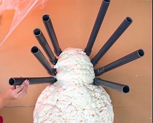 22K views · 60 reactions | Easy Halloween decorations for your porch! | 5-Minute MAGIC | Facebook