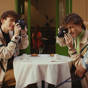 1.7K views | Instax Mini 99 กล้องฟิล์มรุ่นใหม่ มาในลุค Retro ดูดุดัน...