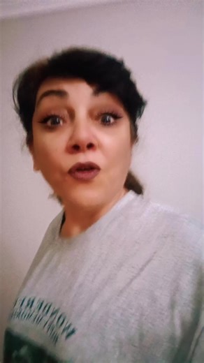 Simone Molnar J9ea no TikTok