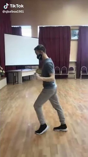 สอนเต้นไมเคิล แจ็กสัน ครับ