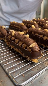 ⚡️🍫 Hazelnut praline perfection by @damienpichon_debicfr ❤️ This stunning creation features chocolate from @cacaobarryofficial and @debic_france for the 35% cream and butter, resulting in a rich, decadent flavor and a smooth, velvety texture. 🥰 The hazelnut praline adds a touch of sweetness and nutty crunch, making this dessert a truly irresistible treat.😍 Bravo chef 👏 Thanks for tagging us to see and share 🙌 • • • Want us to share your creations? Tag @pastryartsmag 👍 Want more pastry insp