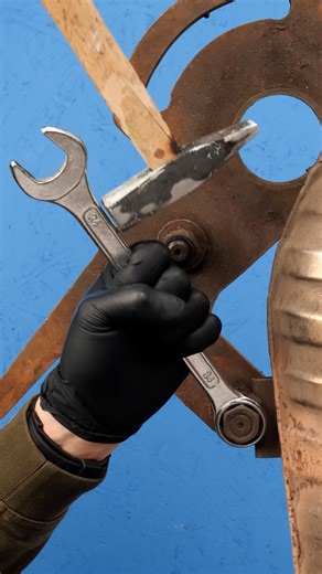 Easily remove any rusted nut | Bored Panda Art