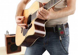 IK Multimedia Announces iRig Acoustic Stage Microphone System
